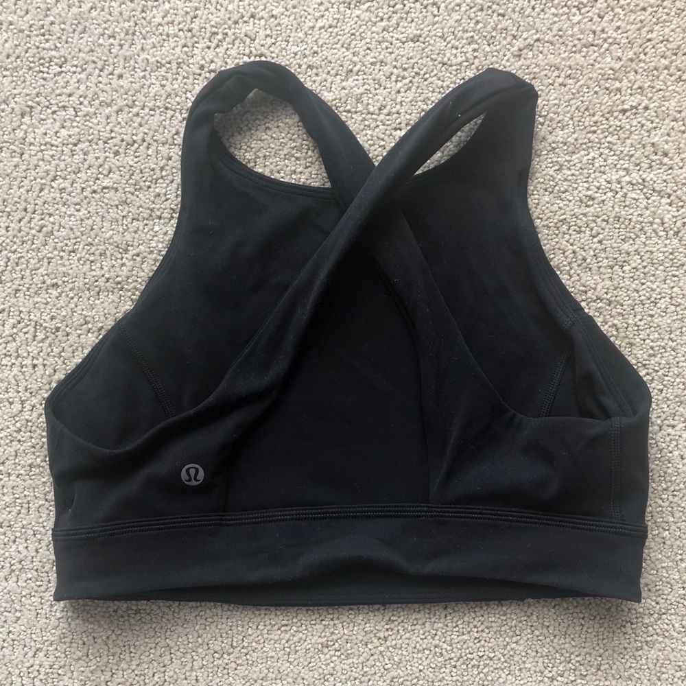Lululemon high-neck cross back sports bra NWOT